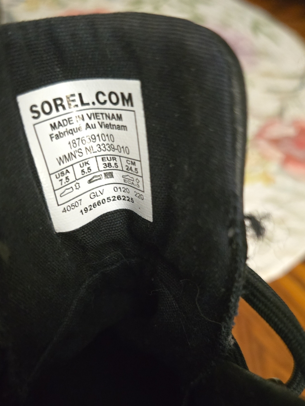 Sorel Short Boots - Picture 5 of 6